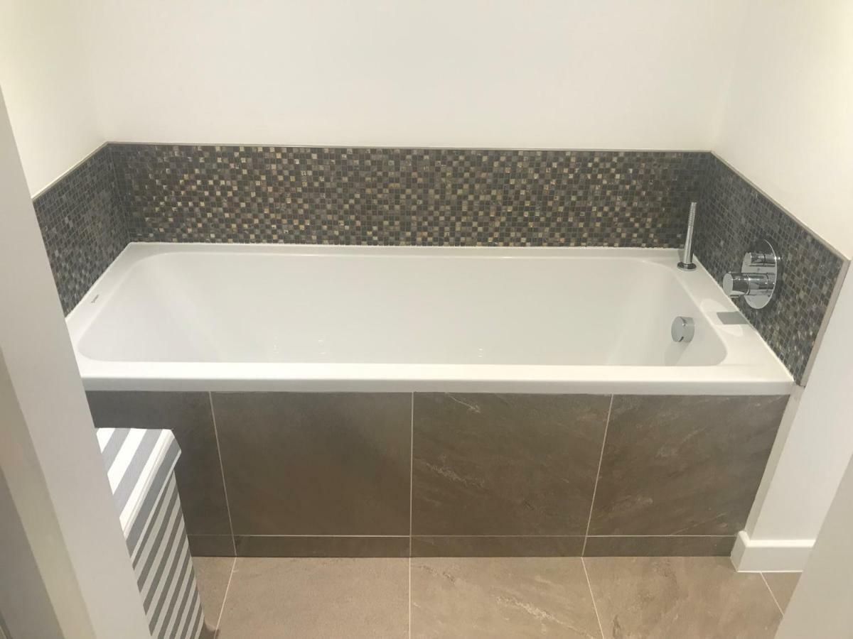 Lyme View Apartment 莱姆里吉斯 外观 照片